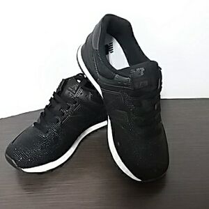 Brand New New Balance Womens 574 Black Athletic Shoes. Size 6.5, WL574KB2 F57